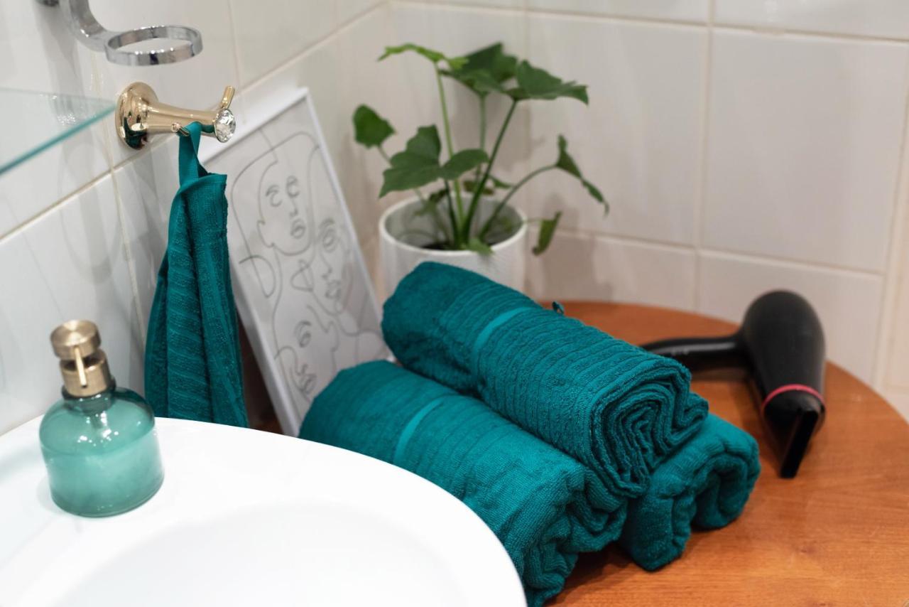 Cozy Boho Apartment, Super Central, Parliament, Netflix Budapest Luaran gambar